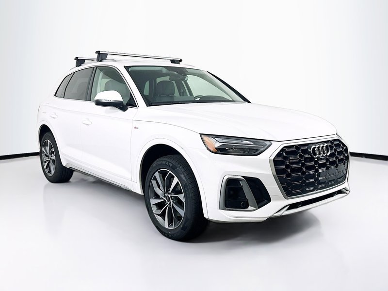 2024 Audi Q5 45 Premium Plus's photo