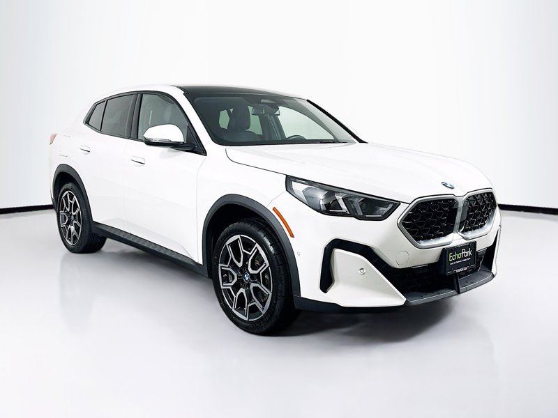 2025 BMW X2 28i's photo