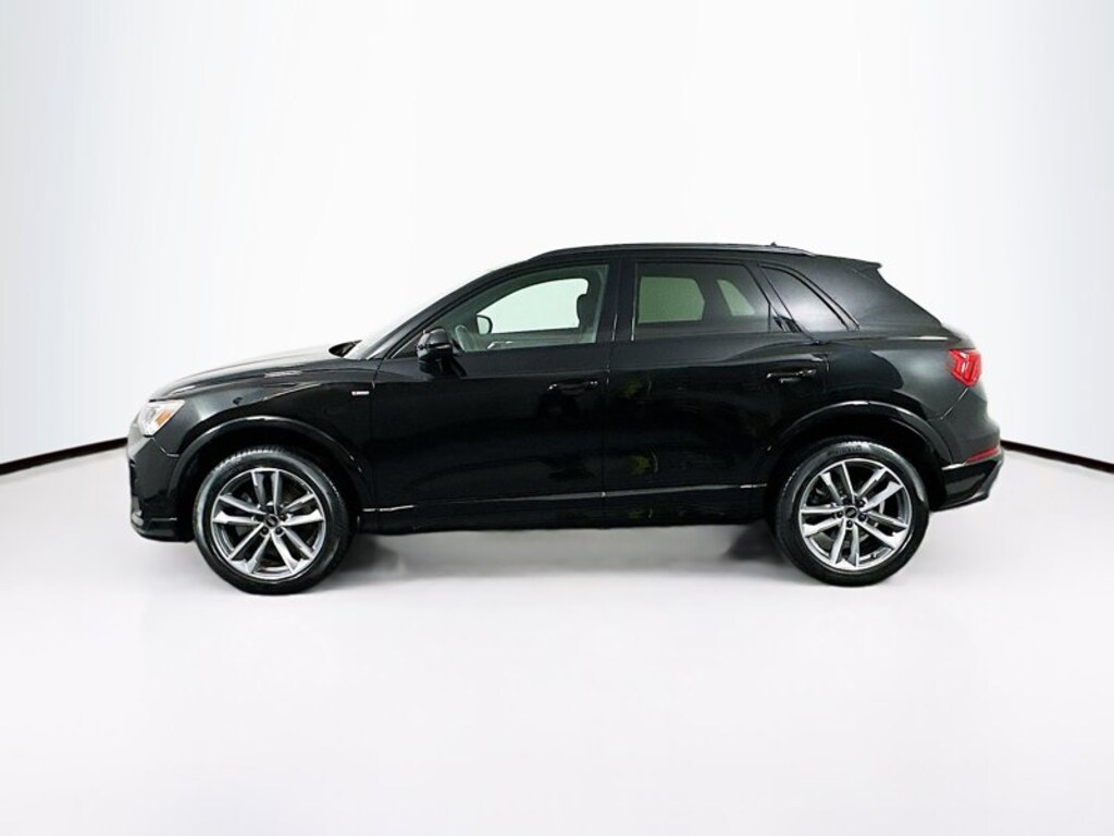 Used 2023 Audi Q3 S line Premium S line Premium 45 TFSI quattro