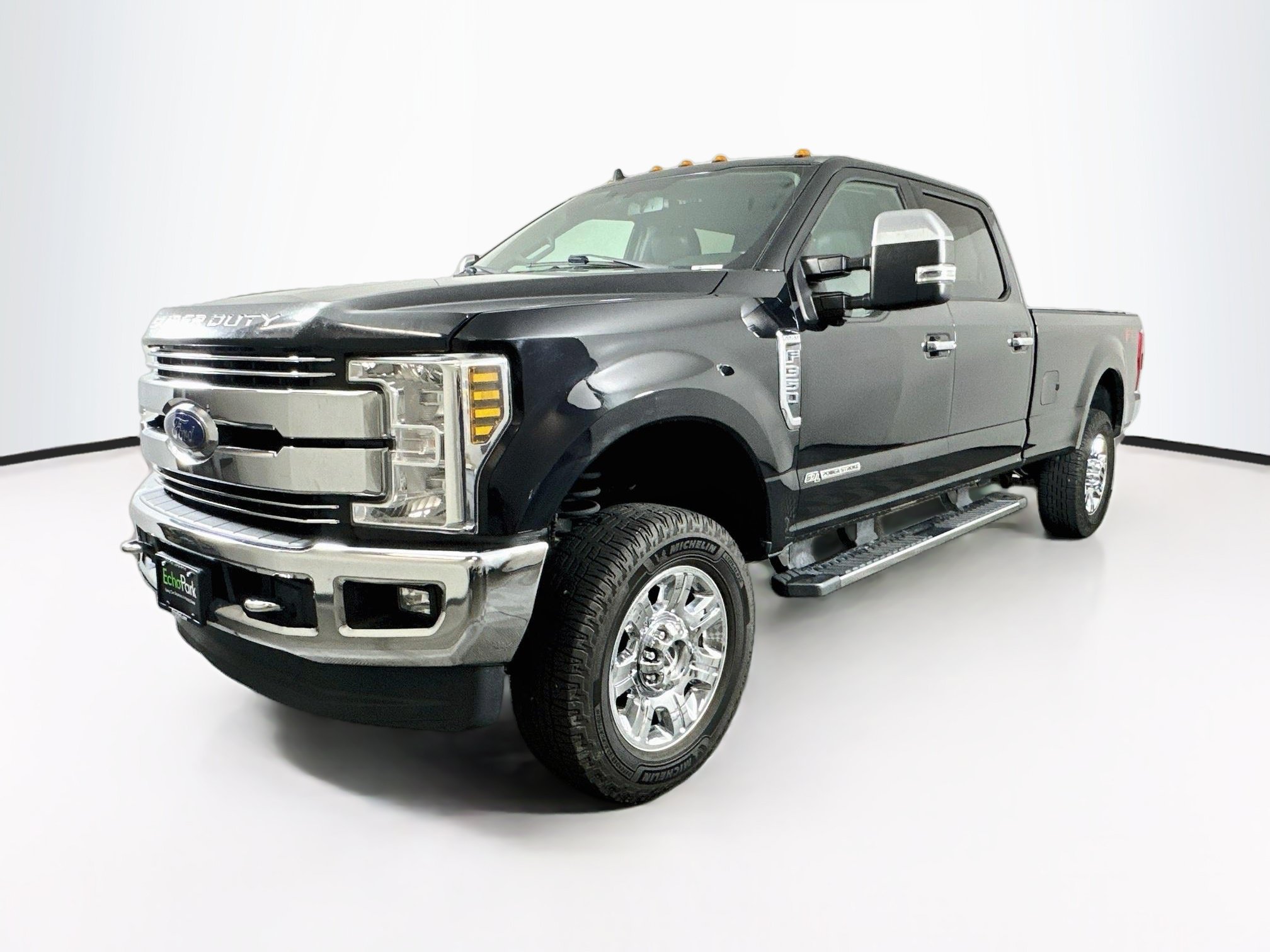 Used 2019 Ford Super Duty F-350 SRW LARIAT LARIAT 4WD Crew Cab 8 Box