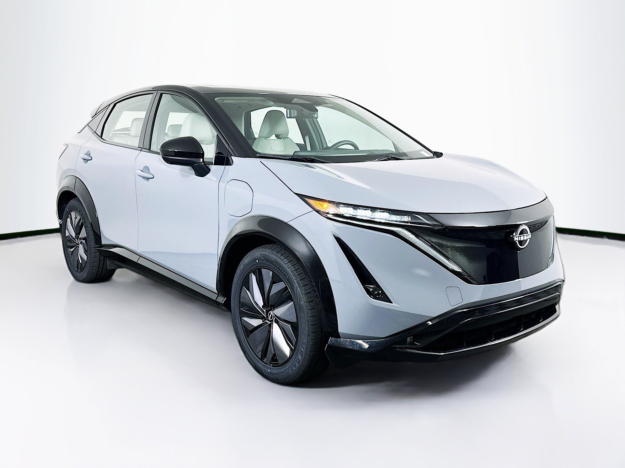 2023 Nissan Ariya Evolve+ AWD's photo