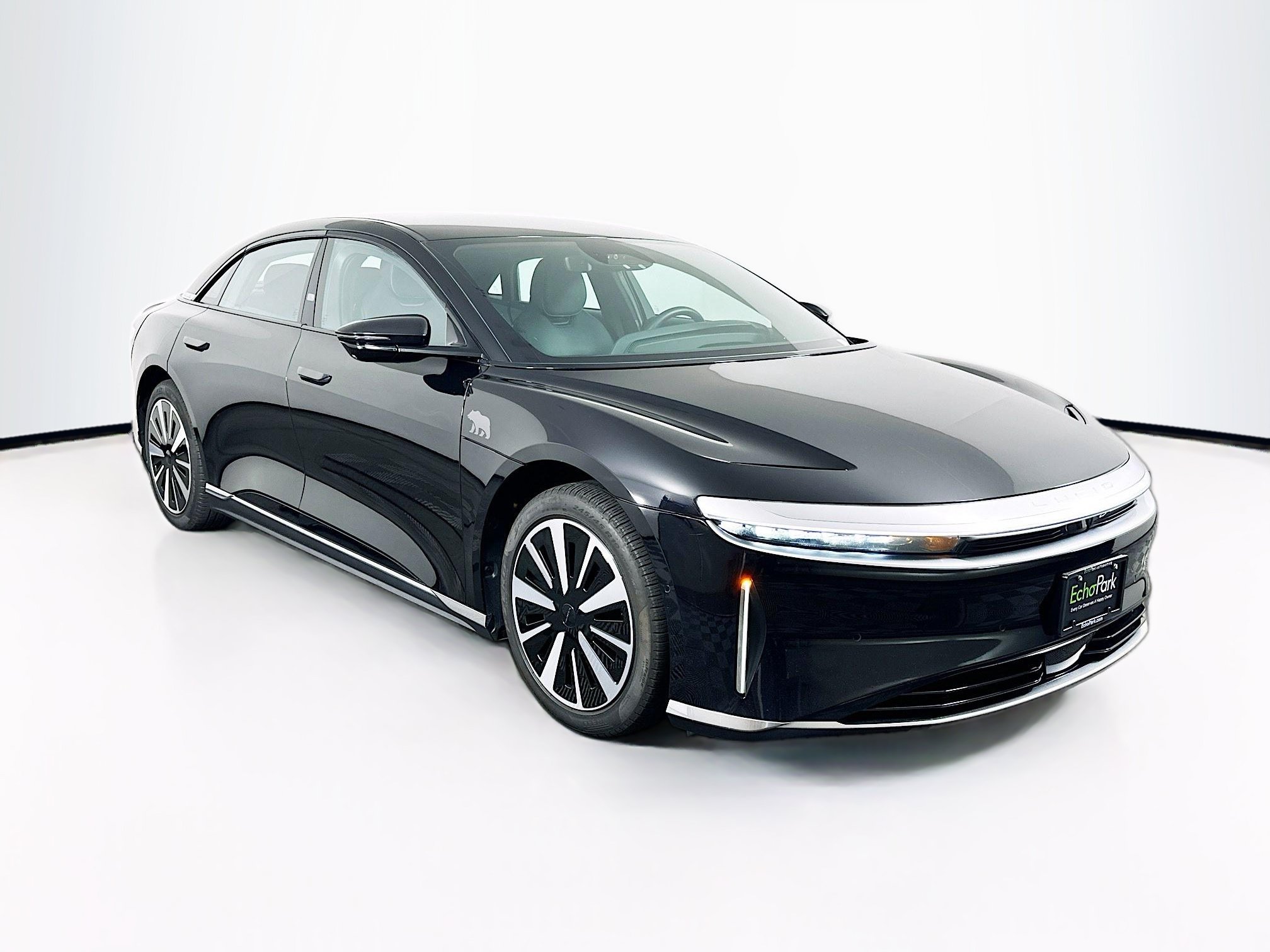 2023 Lucid Air Touring's photo