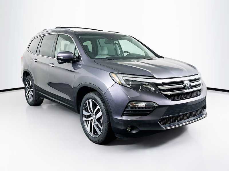 2018 Honda Pilot 4WD Touring's photo