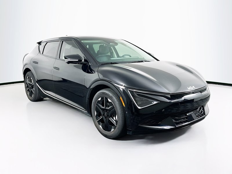 2025 Kia EV6 Wind's photo