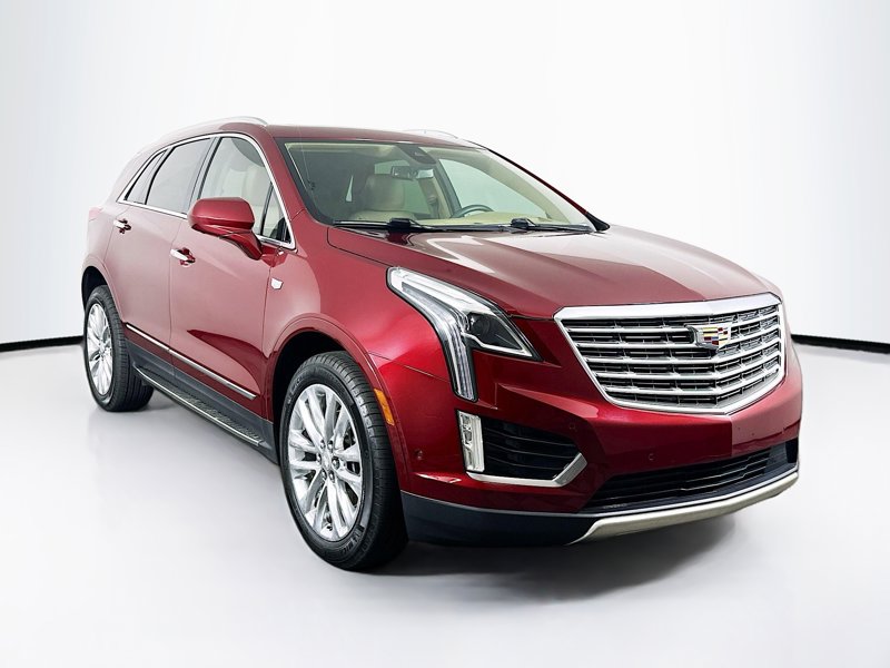 2017 Cadillac XT5 AWD Platinum's photo
