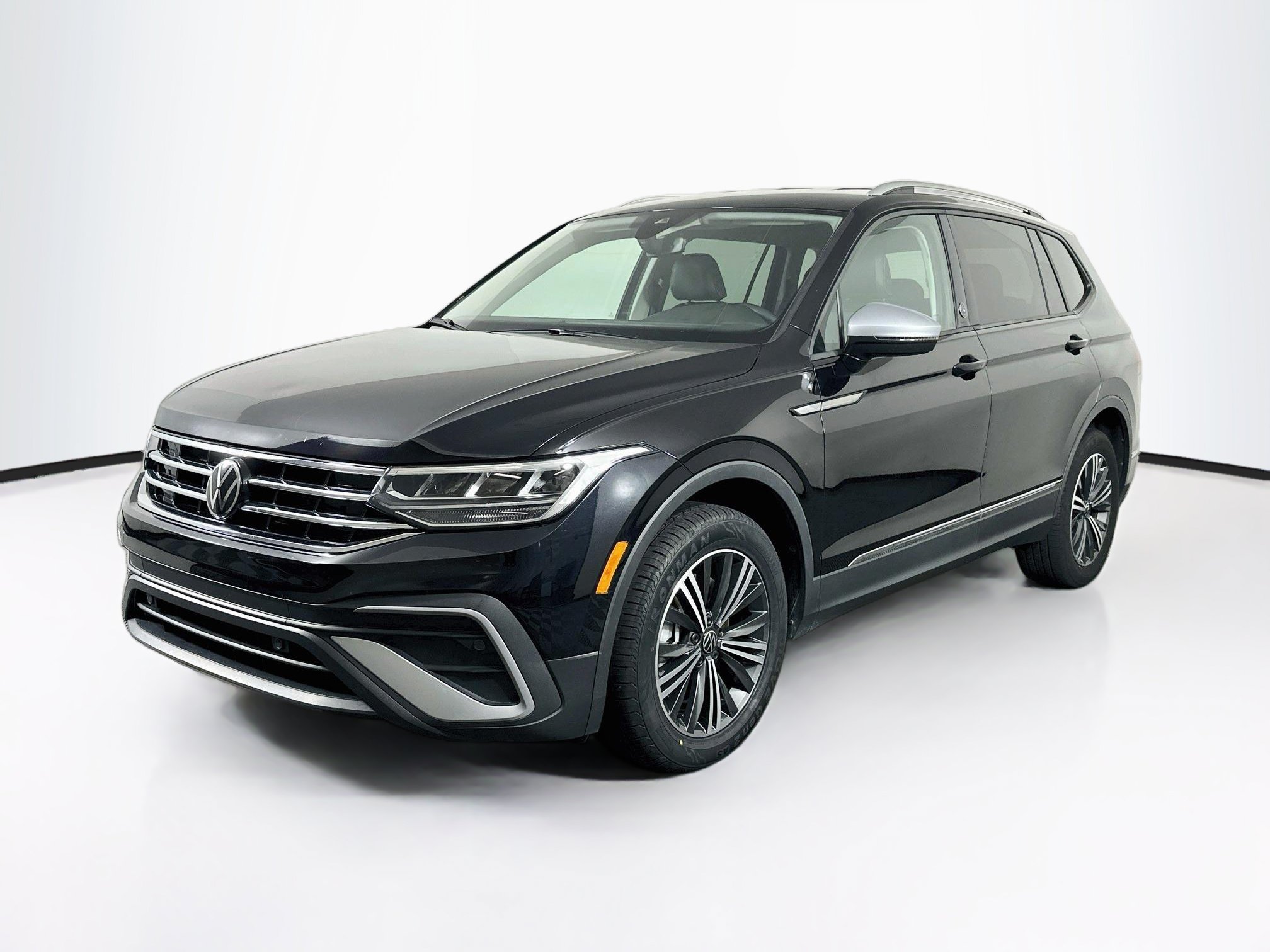 Used 2024 Volkswagen Tiguan Wolfsburg Edition 2.0T Wolfsburg Edition FWD