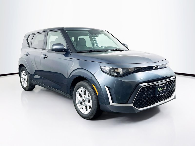 2025 Kia Soul 2.0L LX IVT's photo