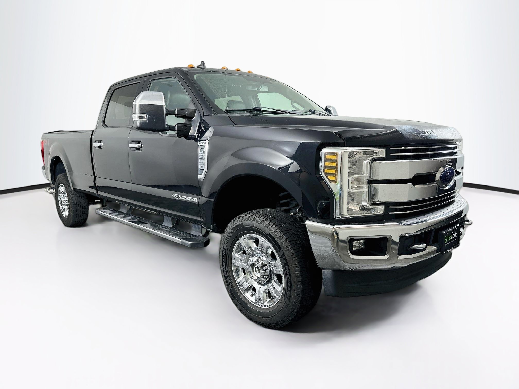 Used 2019 Ford Super Duty F-350 SRW LARIAT LARIAT 4WD Crew Cab 8 Box