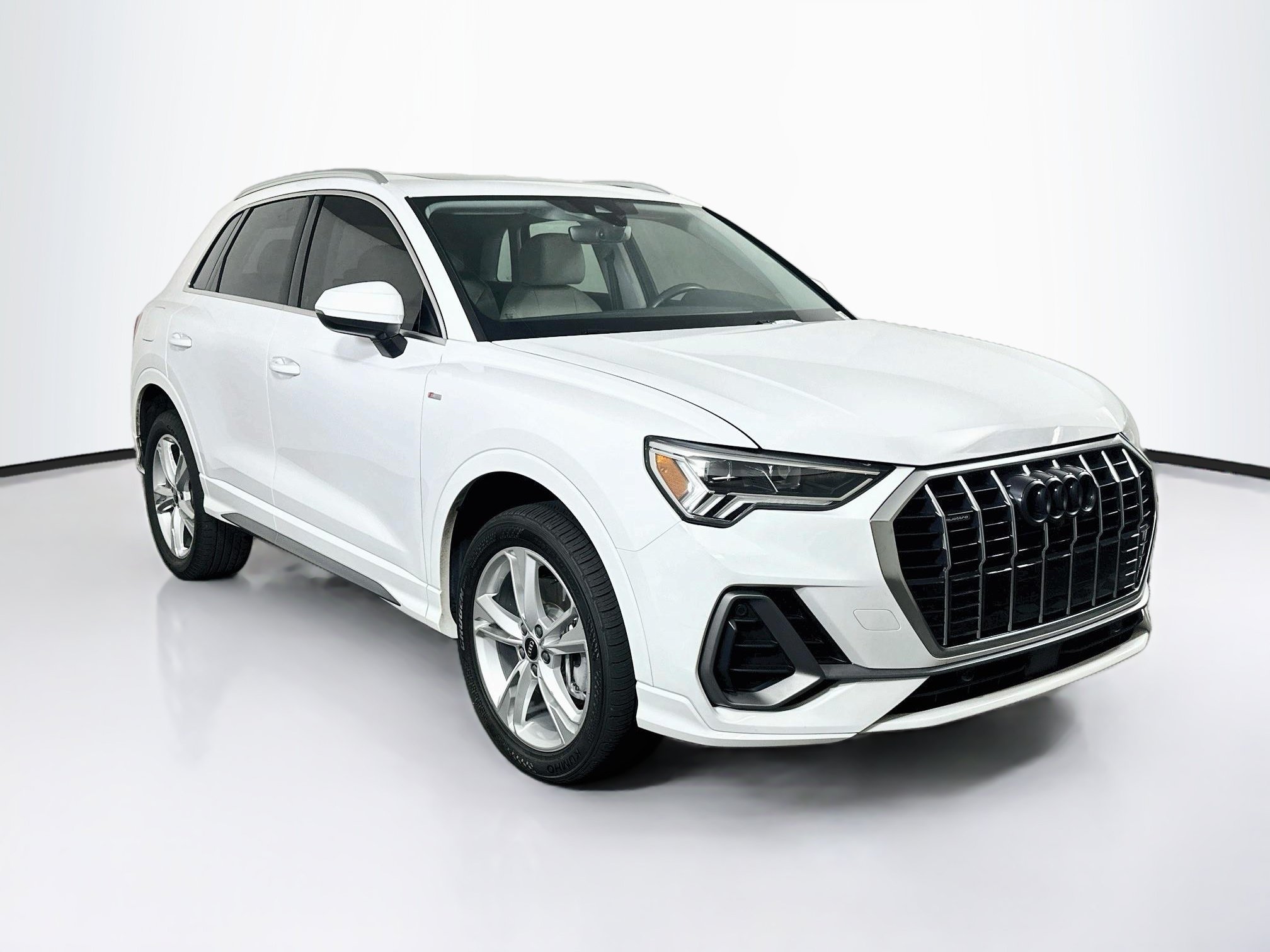 2023 Audi Q3