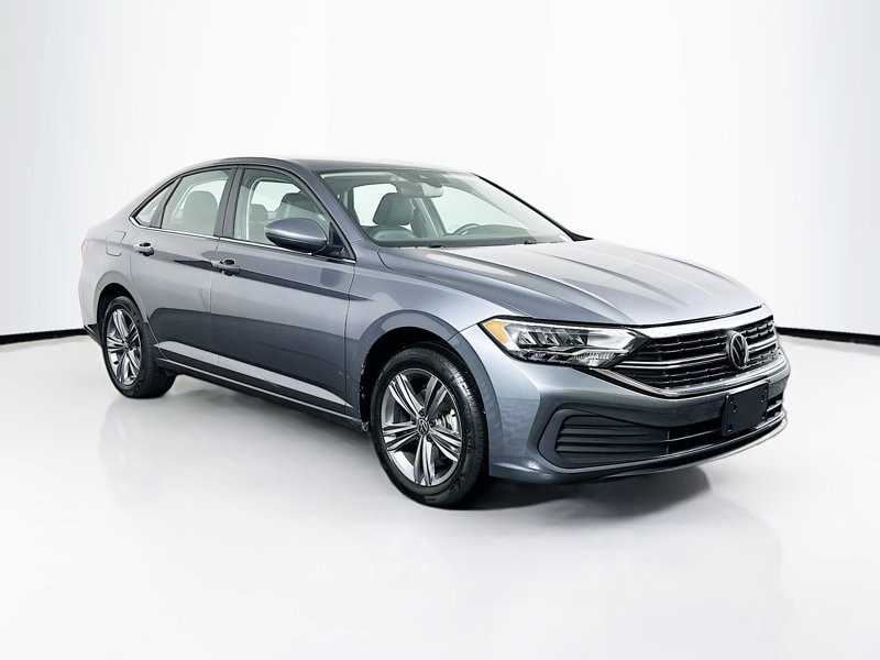 2024 Volkswagen Jetta SE's photo