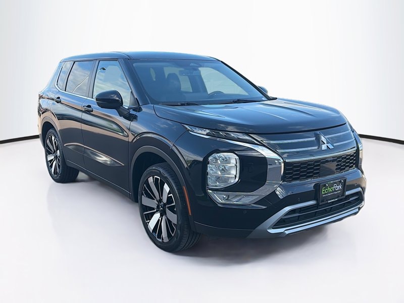 2025 Mitsubishi Outlander SE S-AWC's photo
