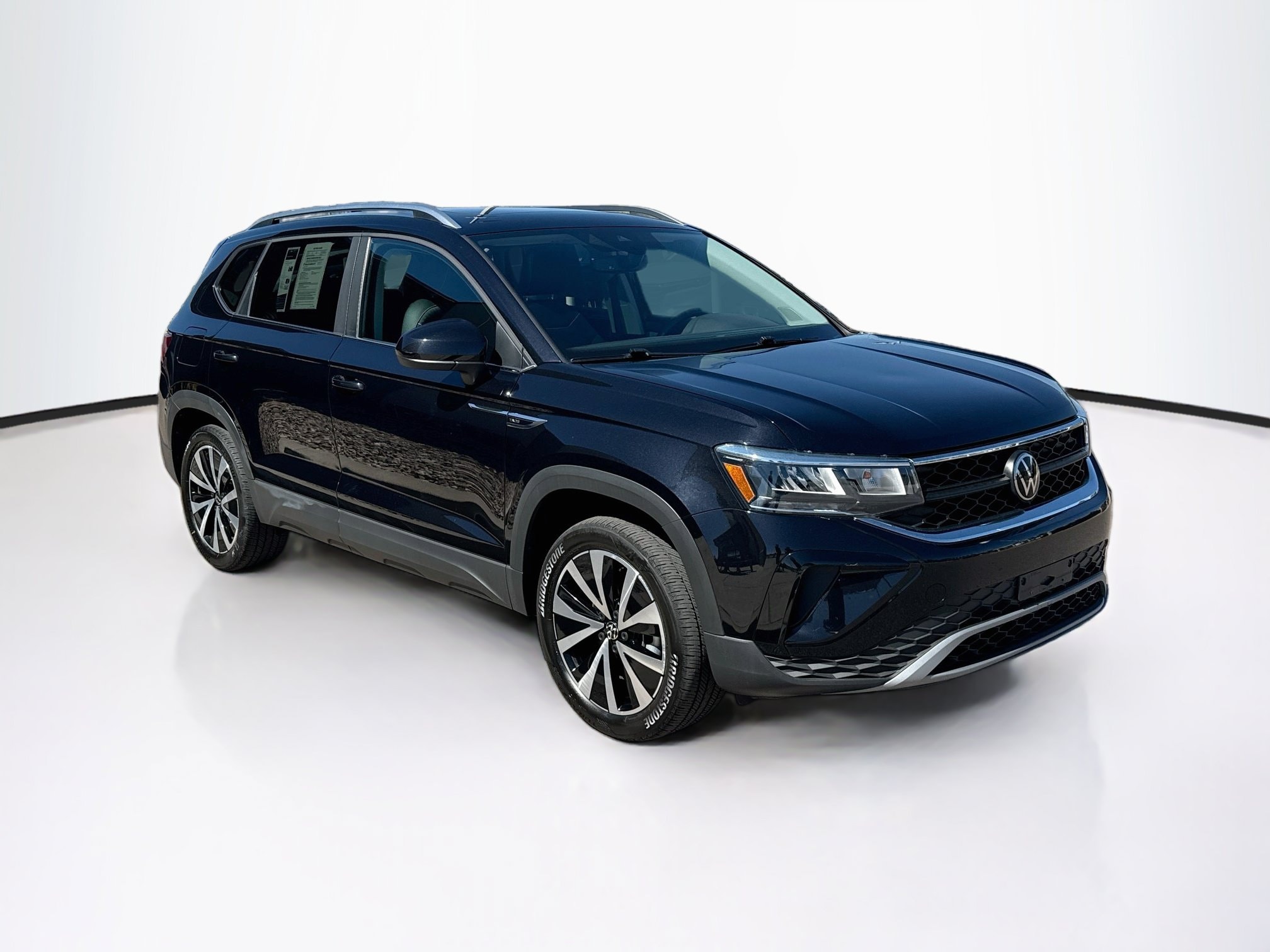 2023 Volkswagen Taos