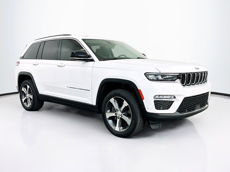 2022 Jeep Grand Cherokee 4xe 4x4's photo