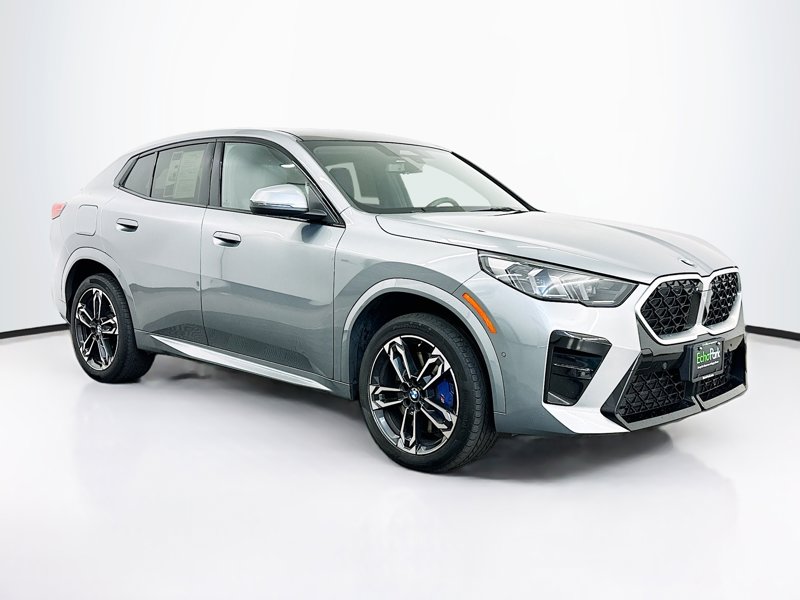 2025 BMW X2 xDrive28i's photo