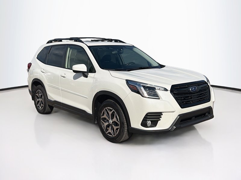 2022 Subaru Forester Premium's photo