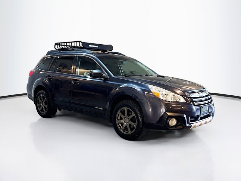 2013 Subaru Outback Premium's photo