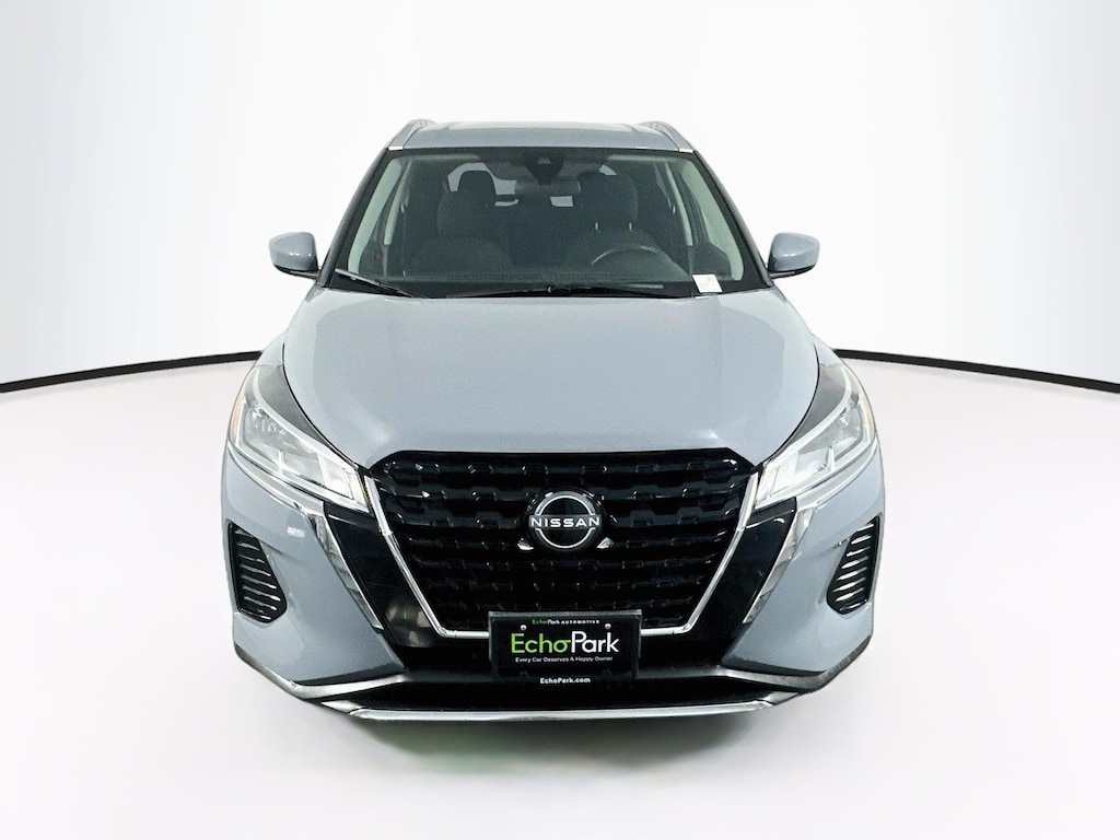 Used 2023 Nissan Kicks SV SUV