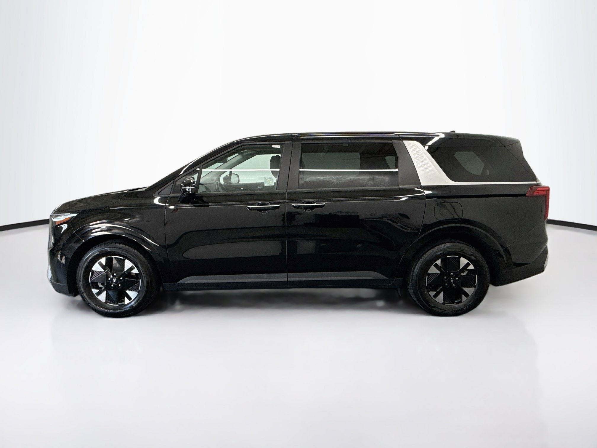 Used 2026 Kia Carnival Hybrid LXS Van Passenger Van