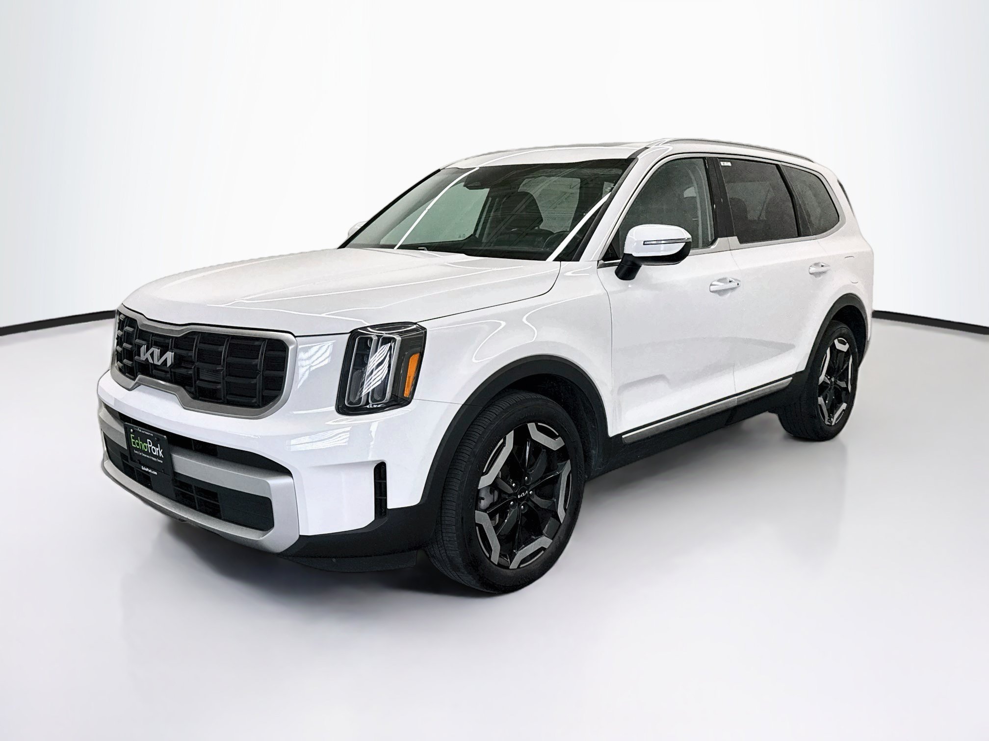 Used 2025 Kia Telluride S SUV