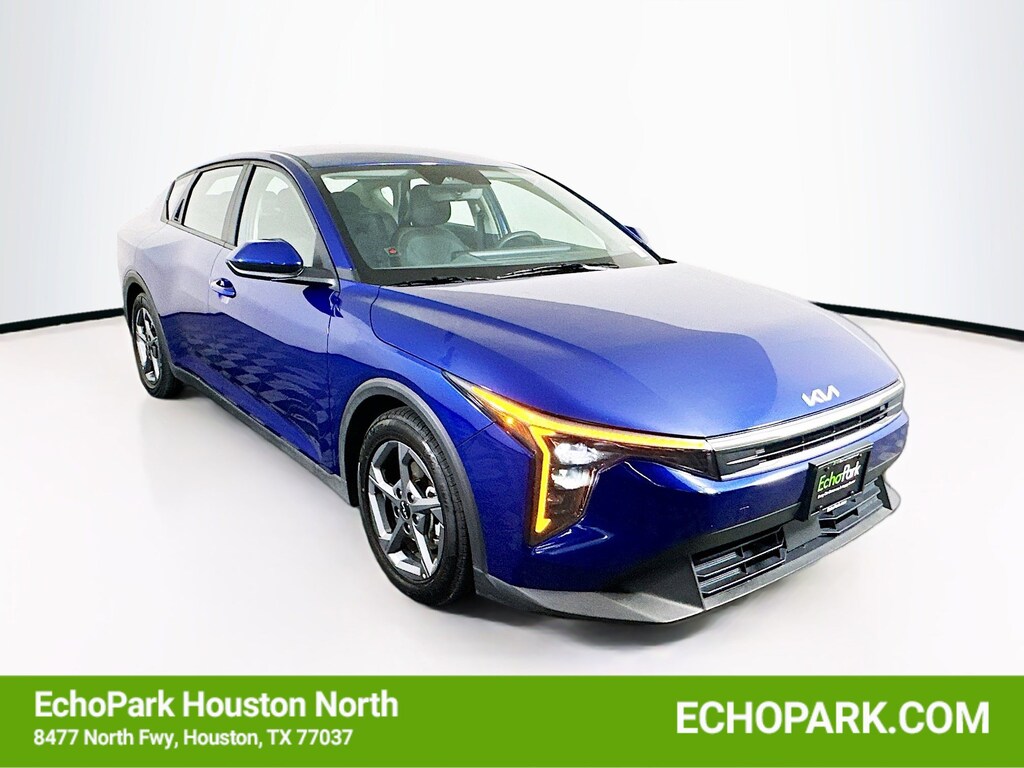 Used 2025 Kia K4 LXS Sedan