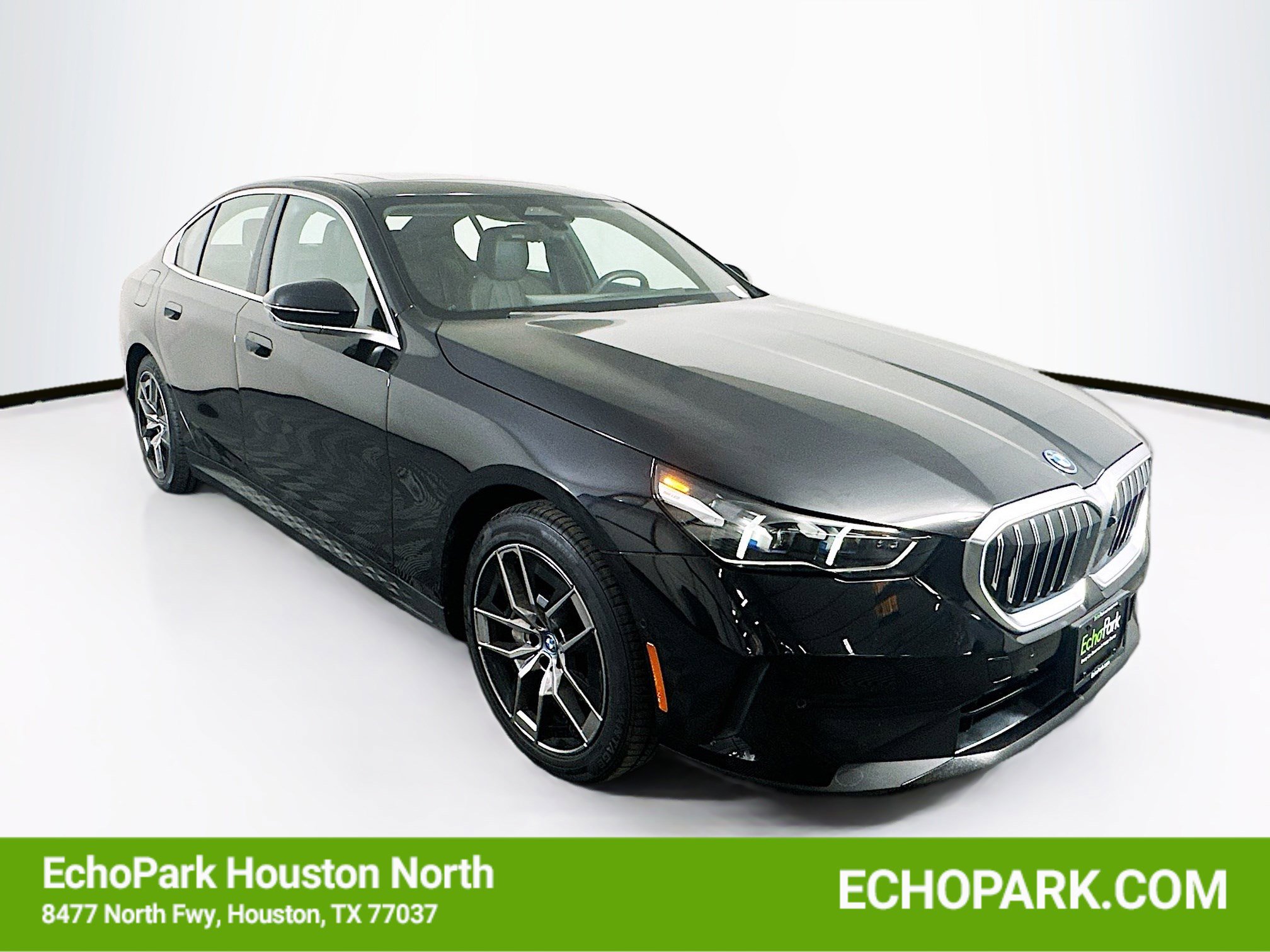 2024 BMW i5 eDrive40's photo
