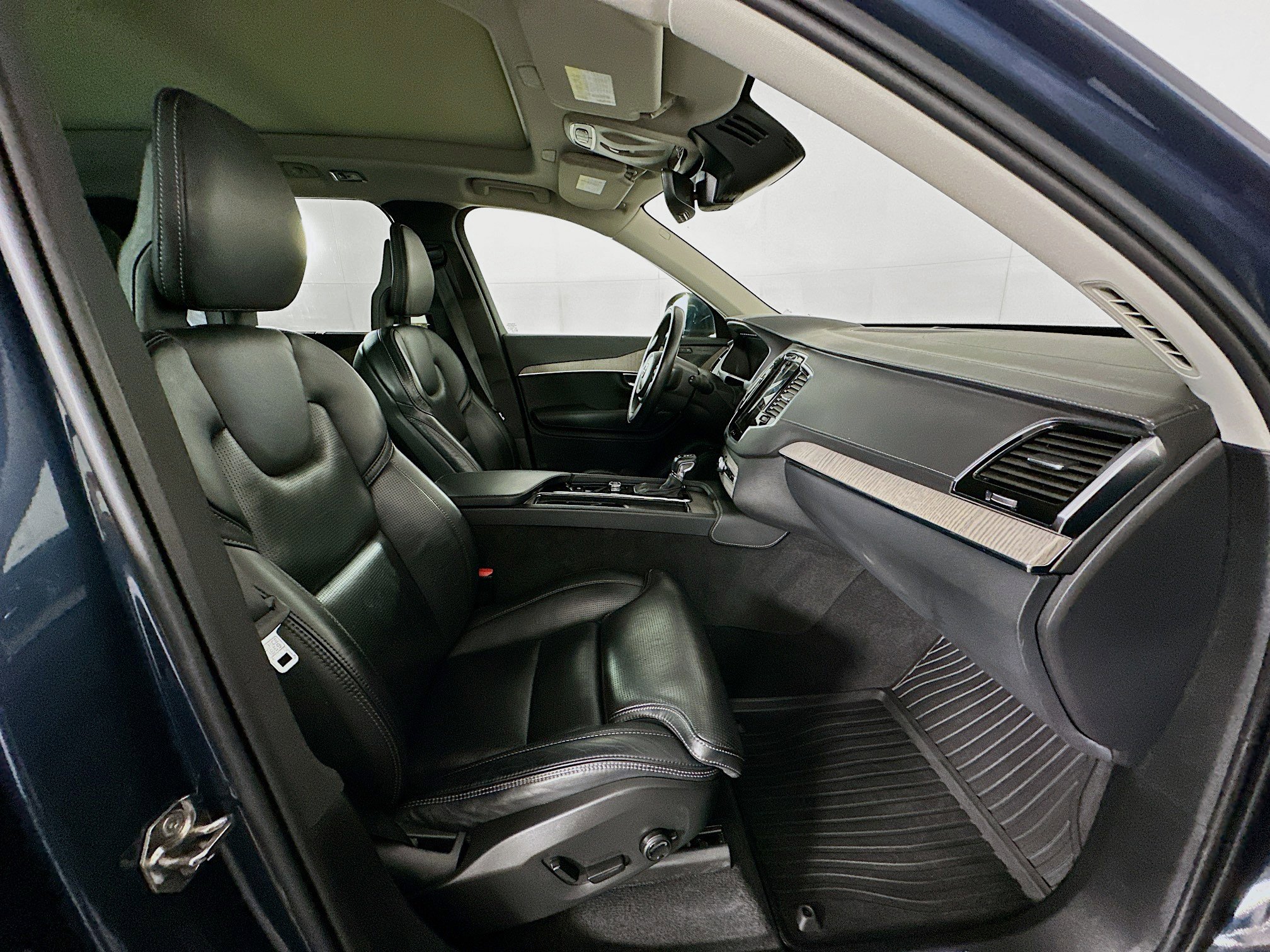 2022 Volvo XC90 Inscription - Photo 31