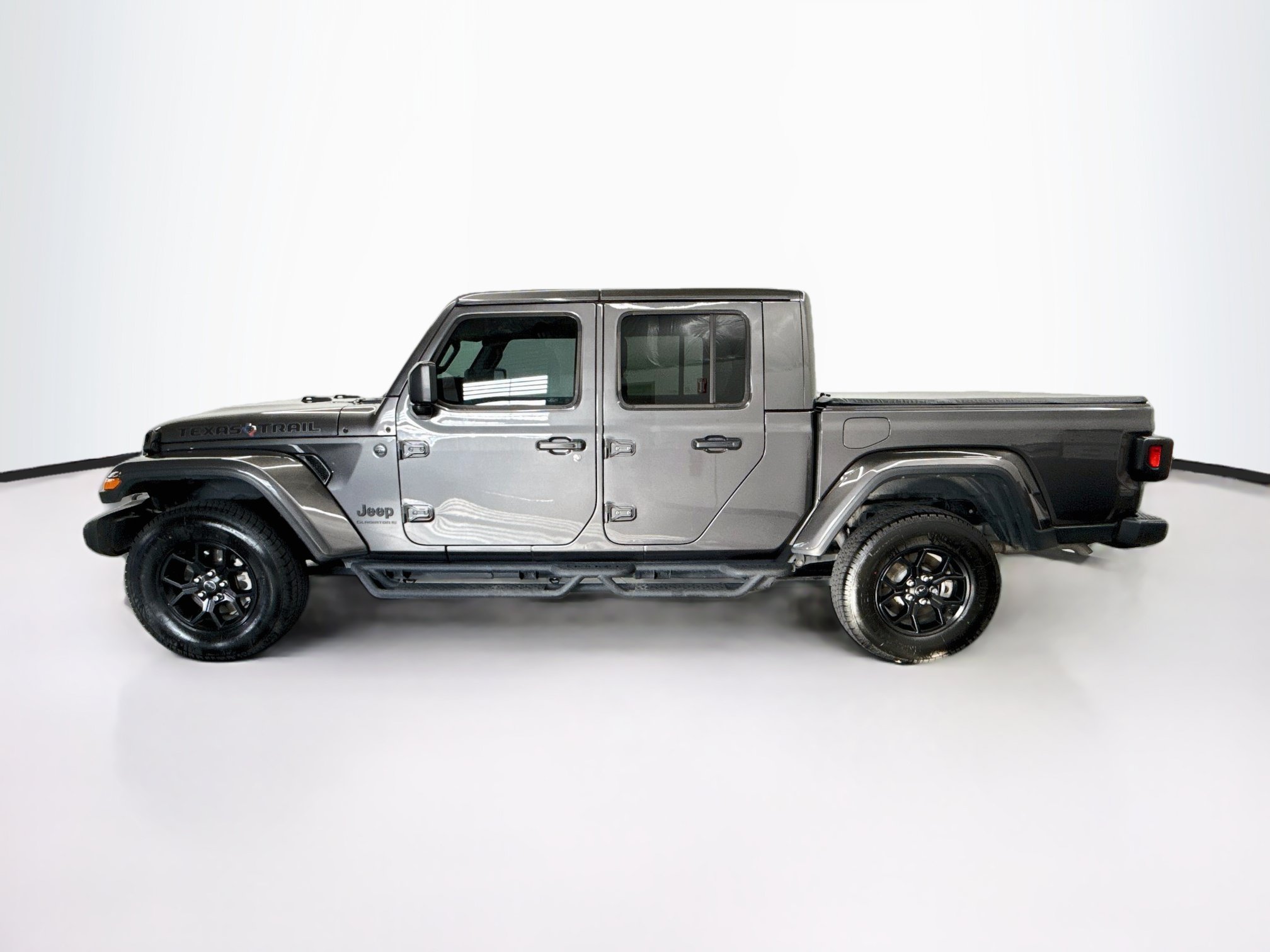 Used 2025 Jeep Gladiator Sport Truck Crew Cab