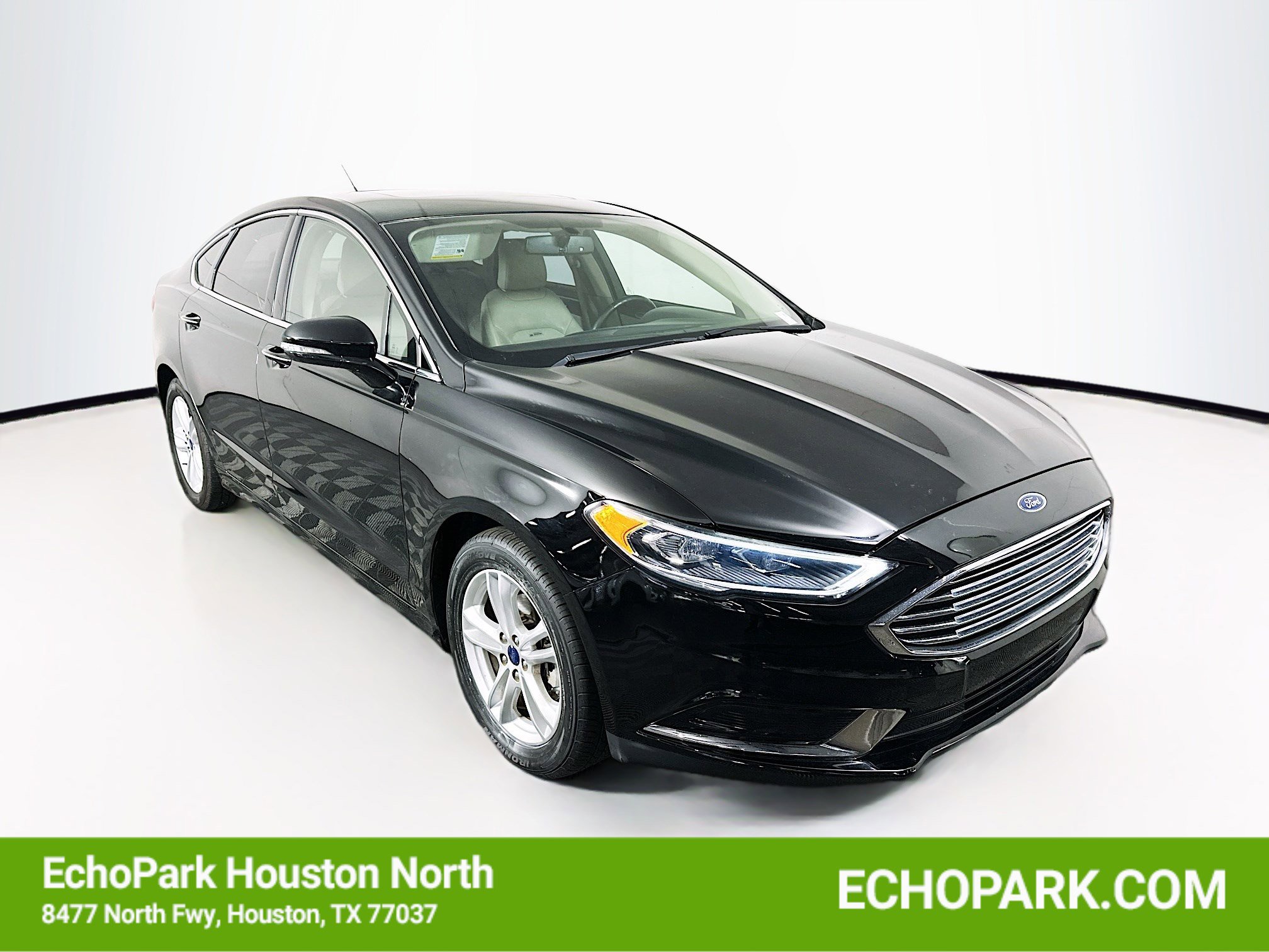 2018 Ford Fusion SE FWD's photo