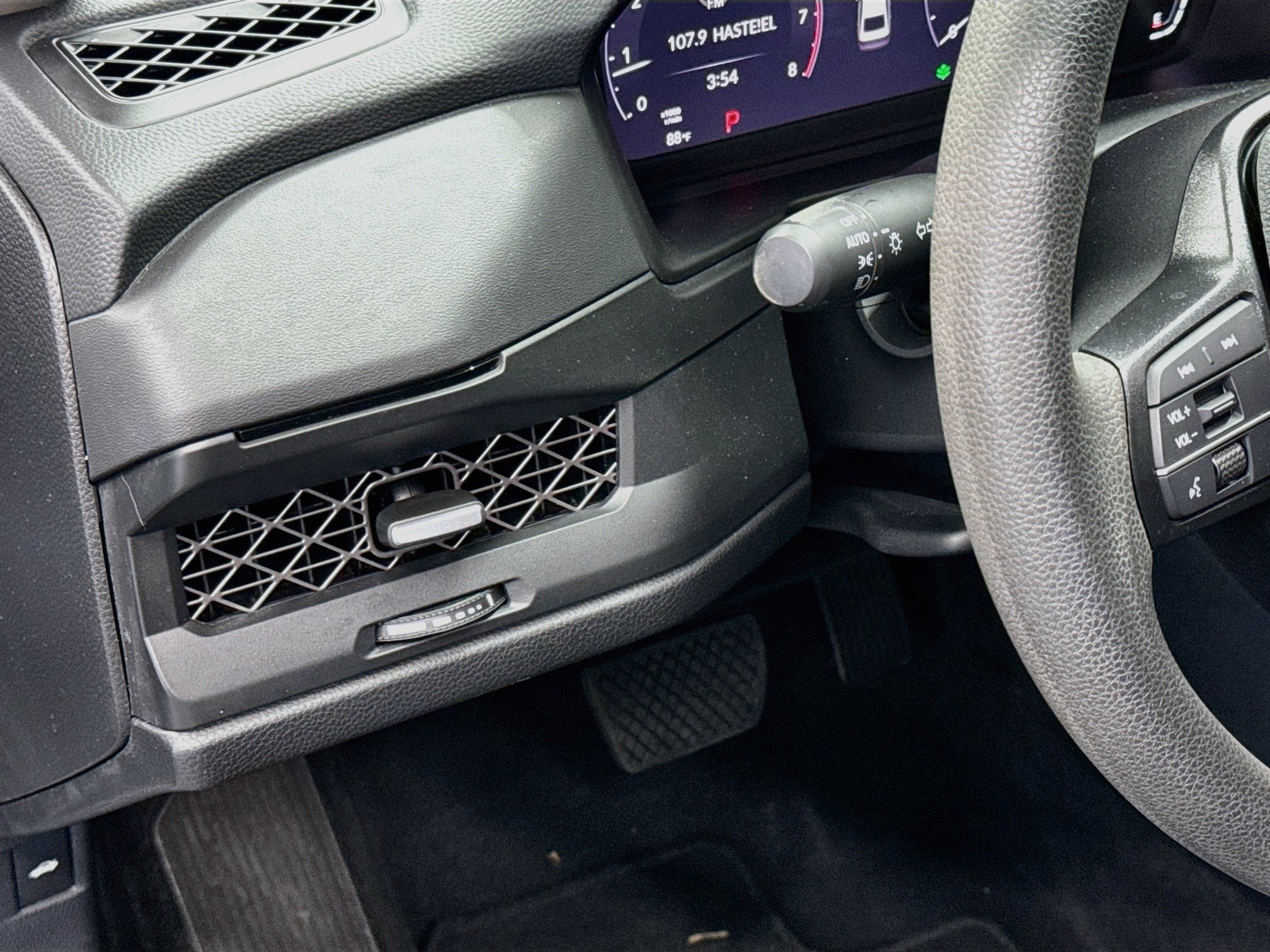 2025 Honda Accord SE - Photo 14