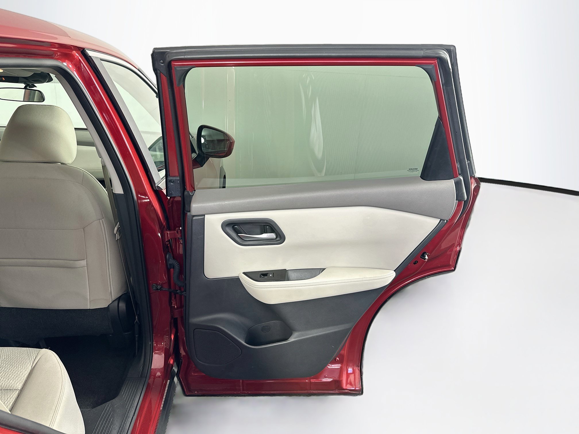 2025 Nissan Rogue SV - Photo 27