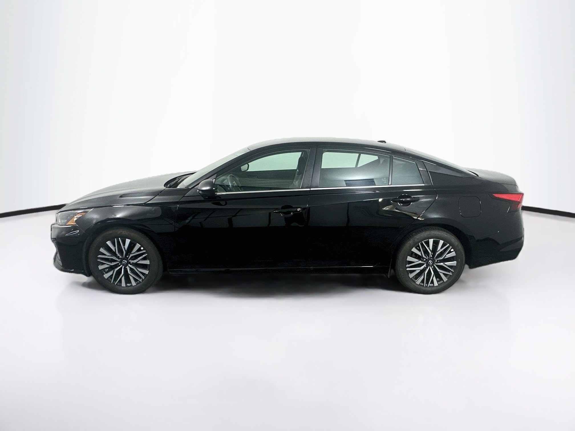 Used 2026 Nissan Altima SV Sedan