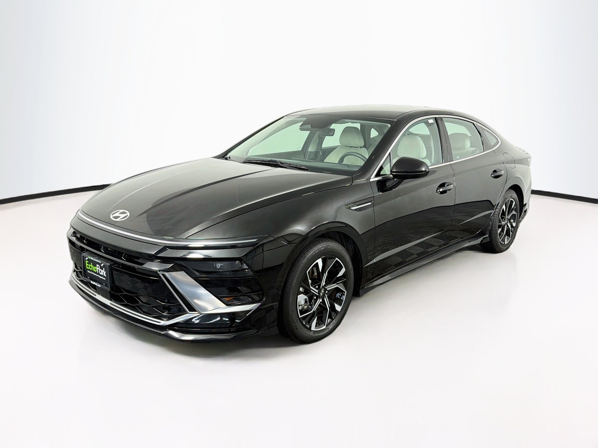 Used 2025 Hyundai Sonata SEL Sedan
