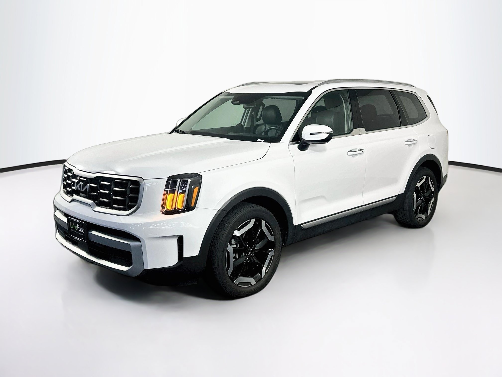 Used 2025 Kia Telluride S SUV