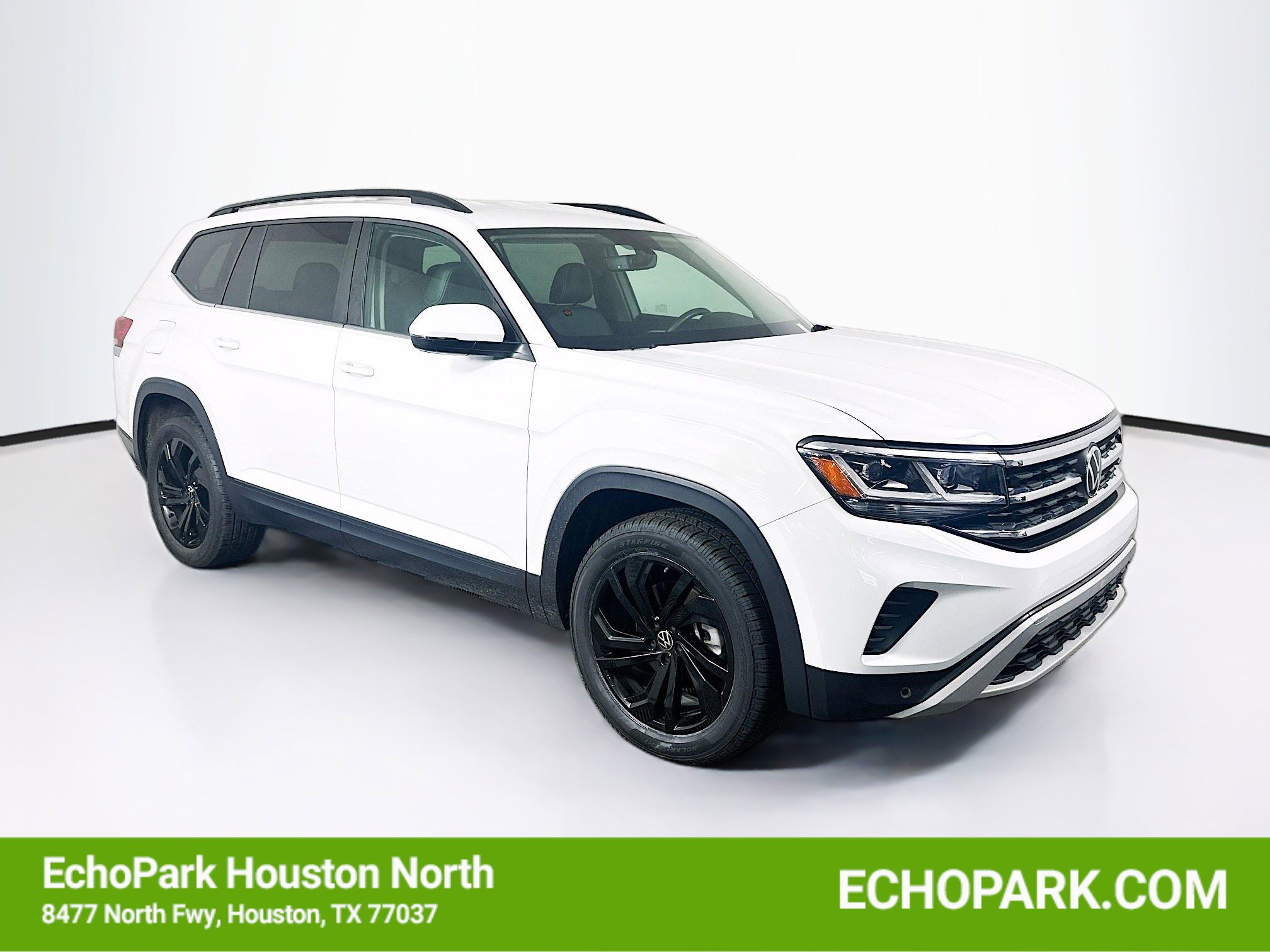 2023 Volkswagen Atlas 3.6L SE w/Tech's photo