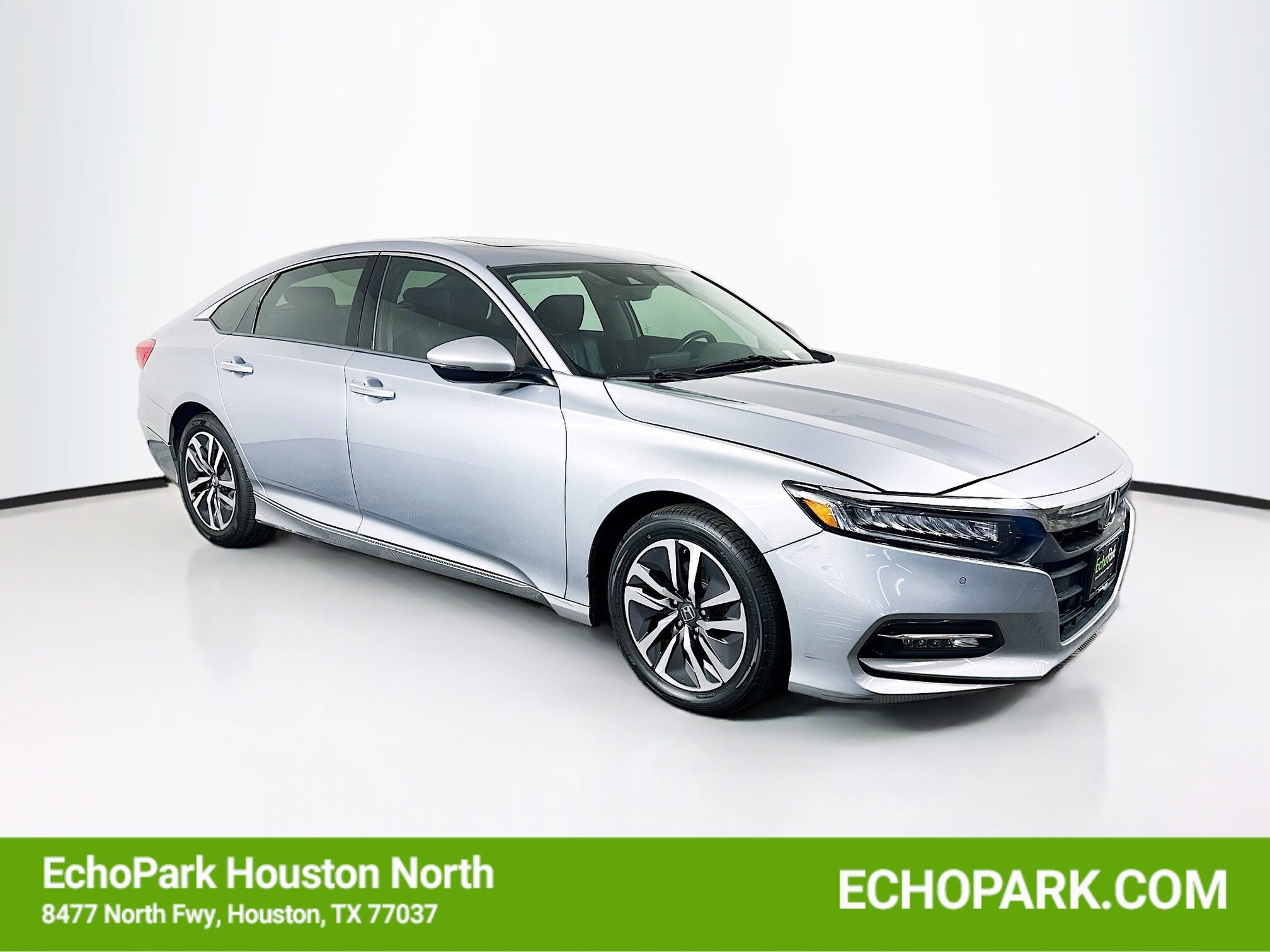2020 Honda Accord Hybrid Touring's photo
