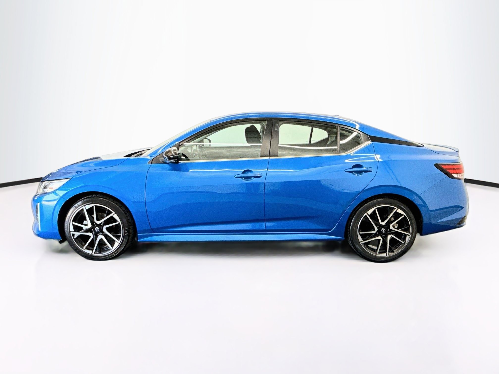 Used 2025 Nissan Sentra SR Sedan