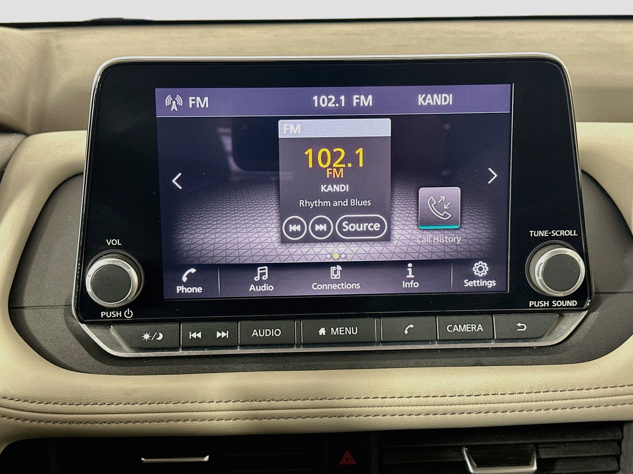 2025 Nissan Rogue SV - Photo 17