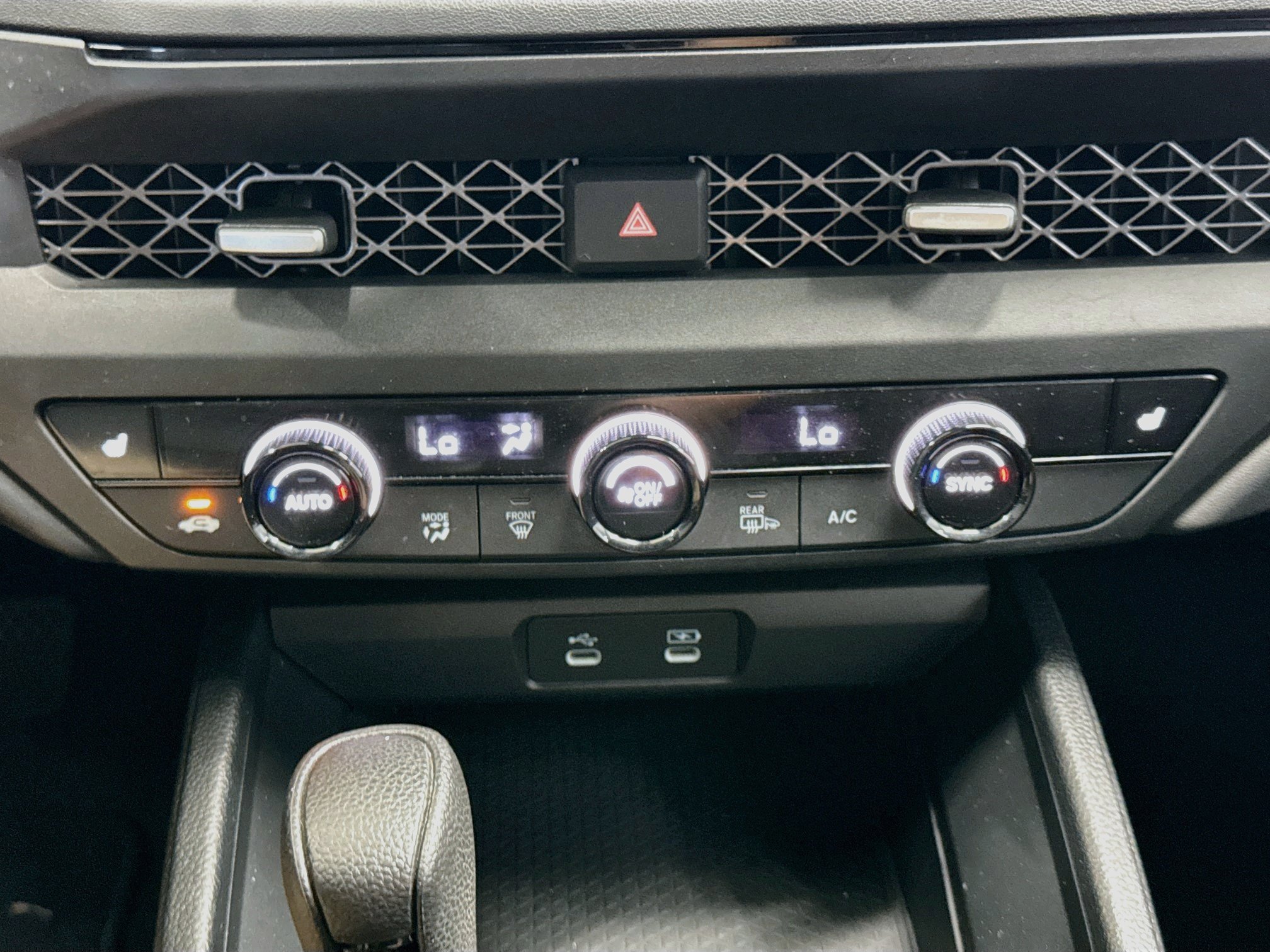 2025 Honda Accord SE - Photo 19