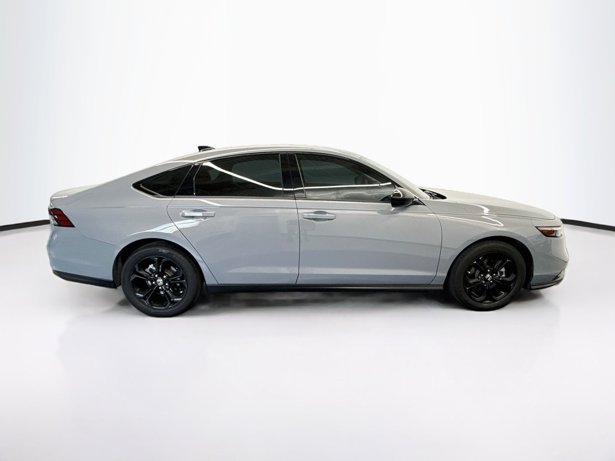 2025 Honda Accord SE - Photo 8