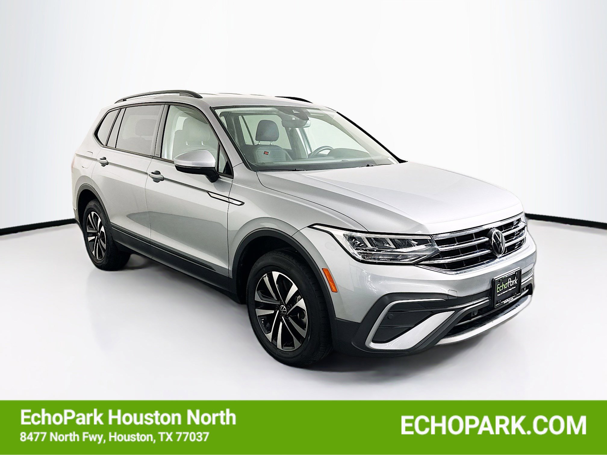 2022 Volkswagen Tiguan 2.0T S's photo