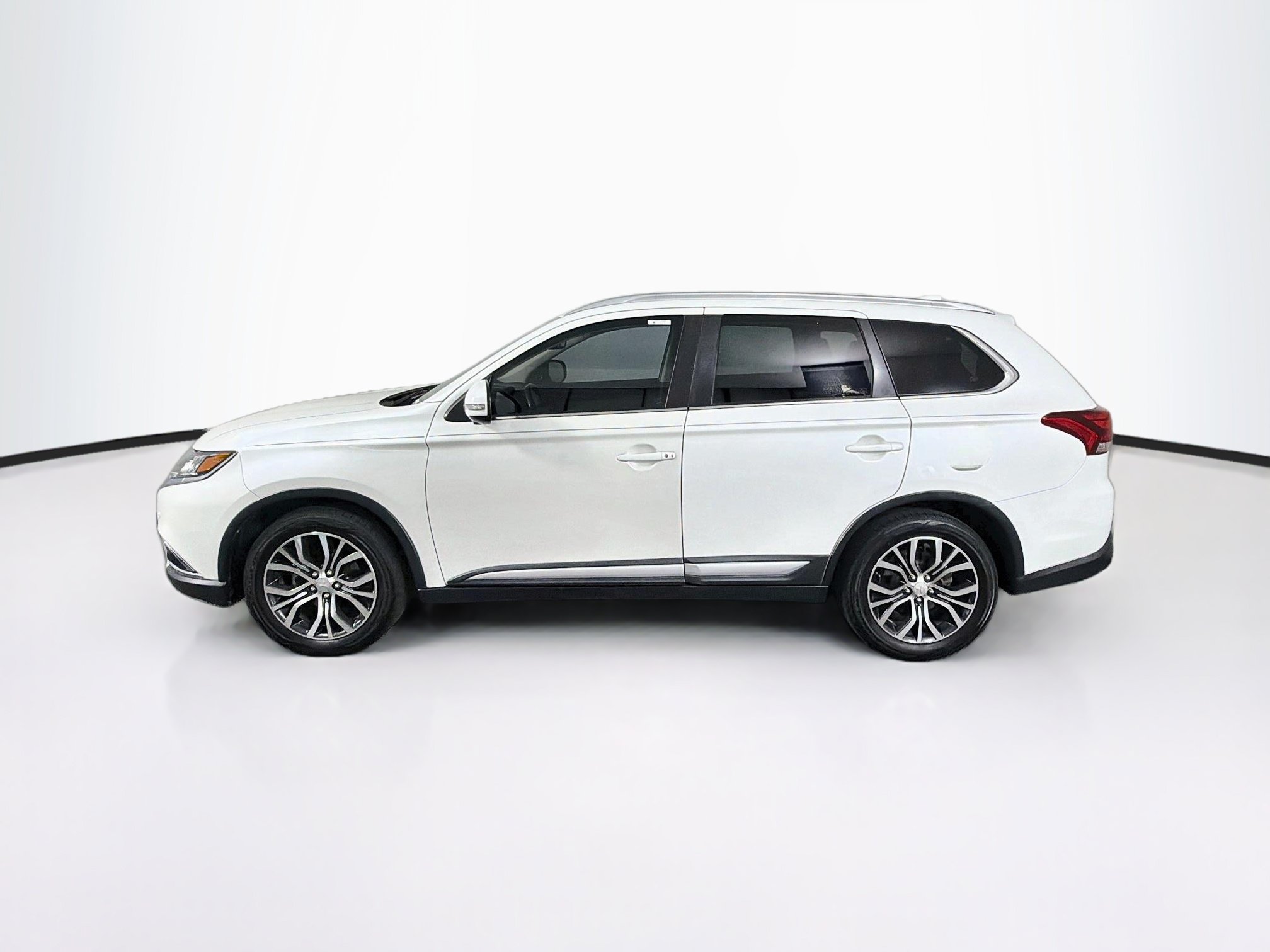 Used 2017 Mitsubishi Outlander SEL CUV