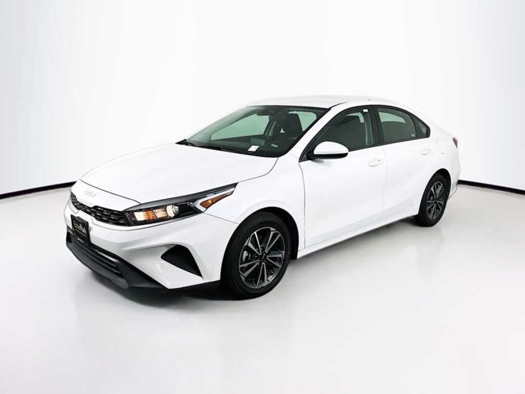 Used 2024 Kia Forte LXS LXS IVT