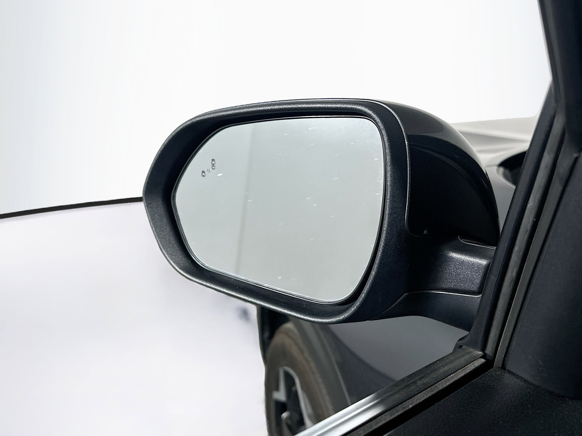 2025 Kia Seltos S - Photo 14