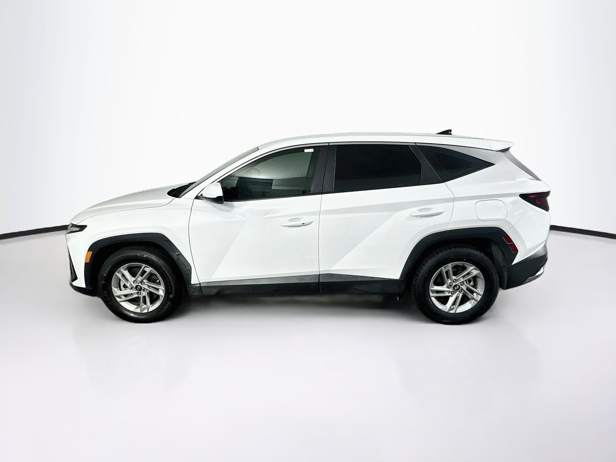Used 2025 Hyundai Tucson SE SUV