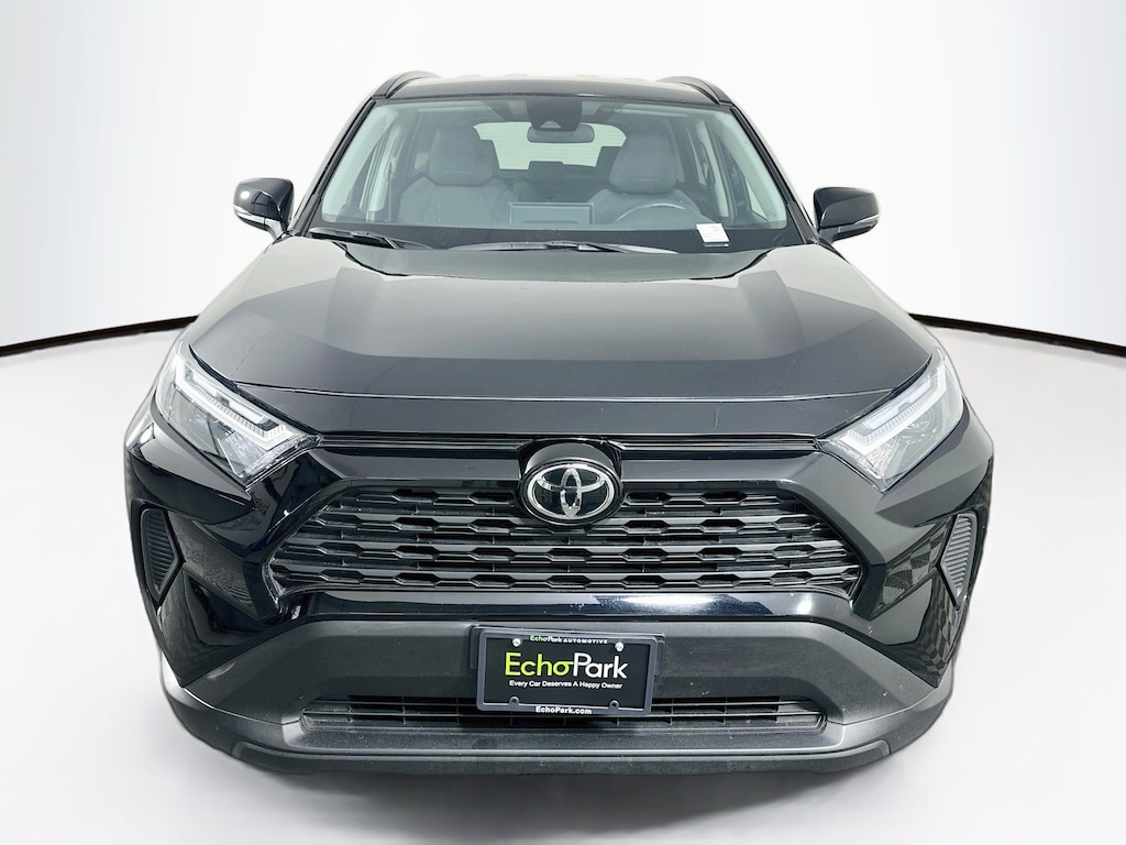 Used 2025 Toyota RAV4 XLE SUV