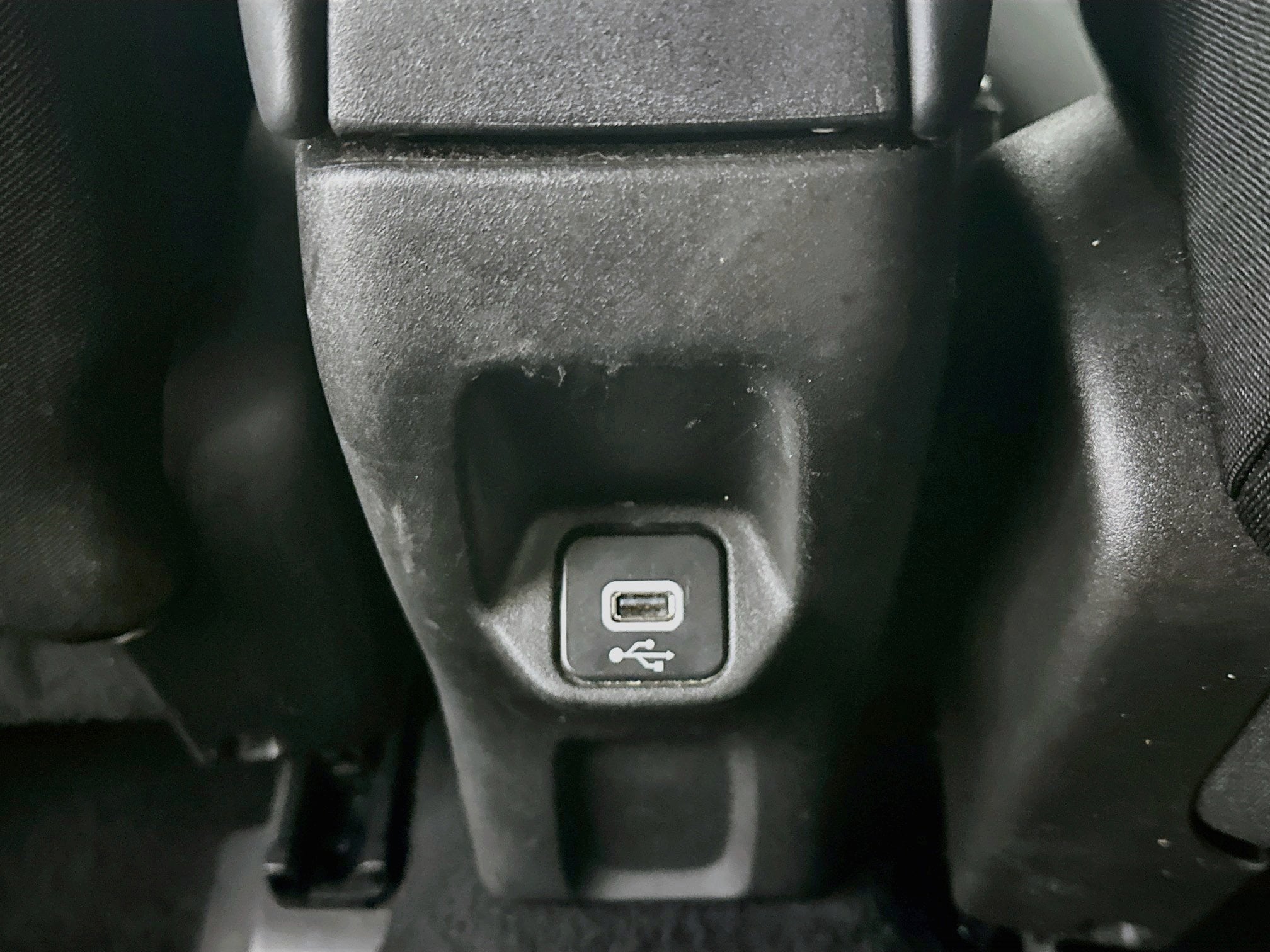 2022 Jeep Renegade Latitude - Photo 25