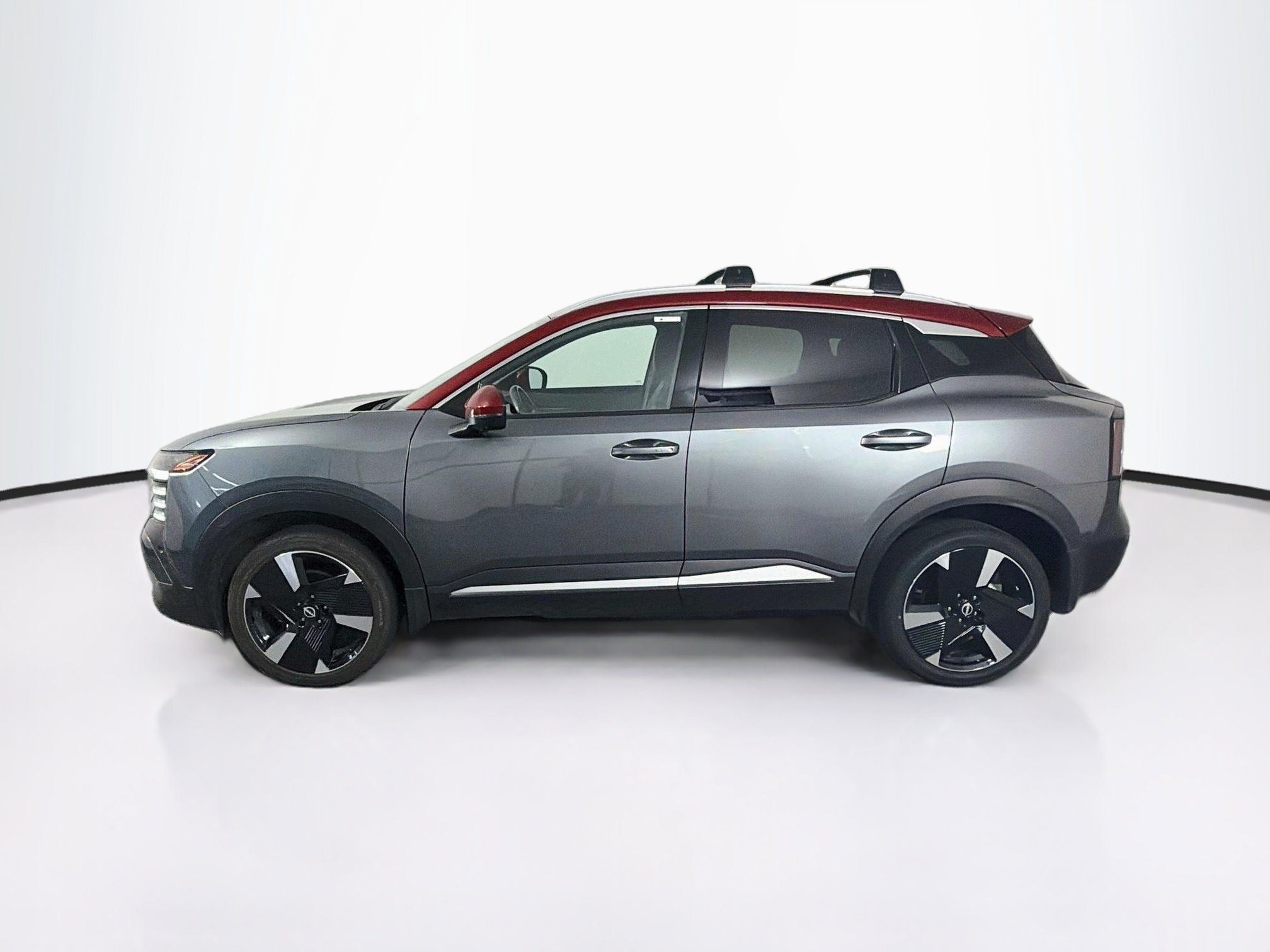 Used 2025 Nissan Kicks SR SUV
