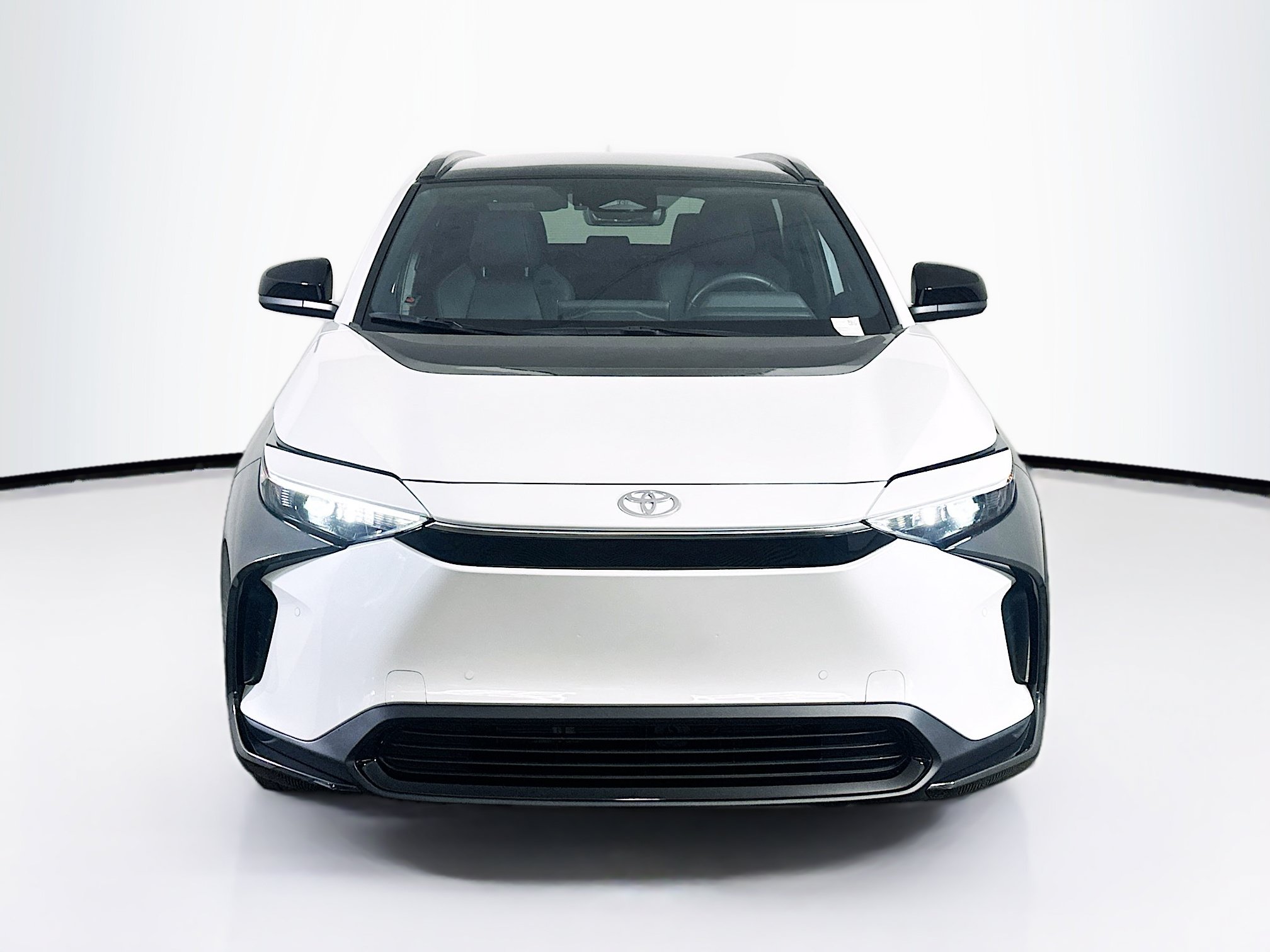 Used 2025 Toyota bZ4X XLE with VIN JTMAAAAA3SA068949 for sale in Houston, TX
