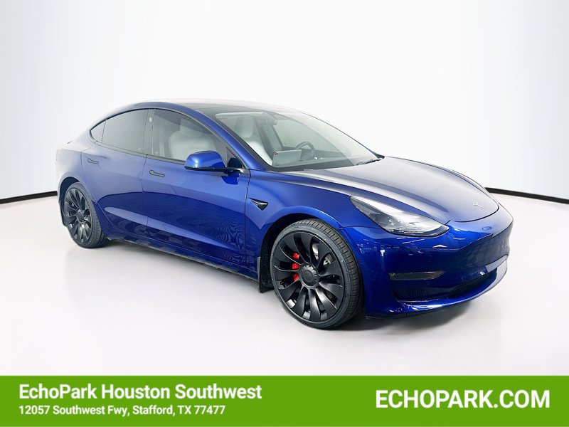 2022 Tesla Model 3's photo