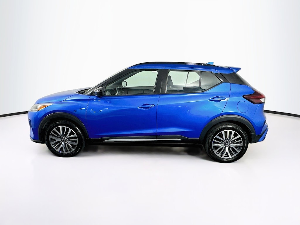 Used 2024 Nissan Kicks SR SUV